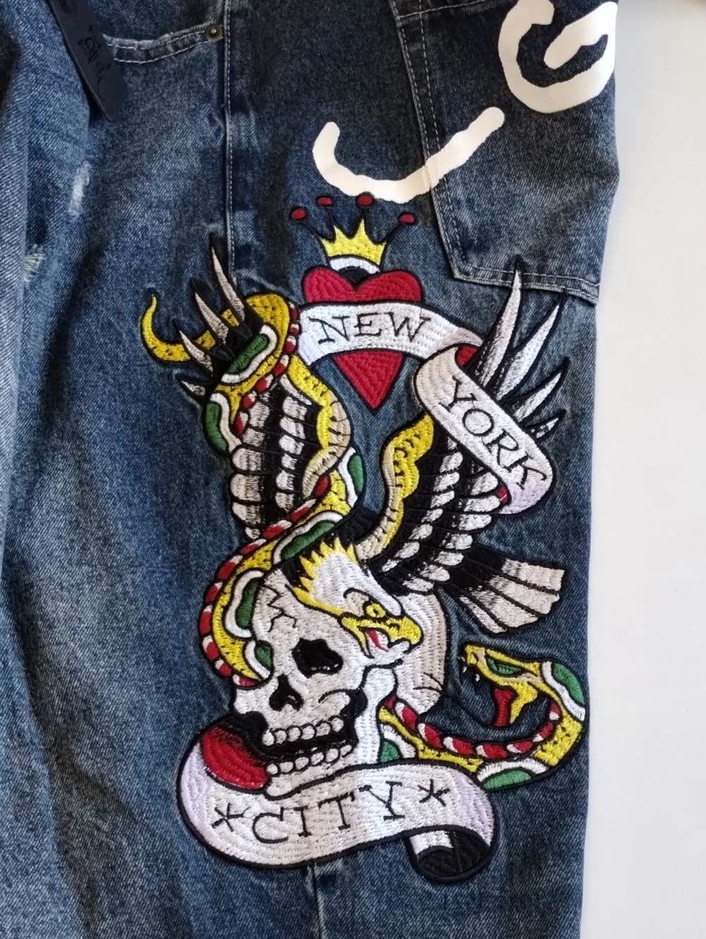 Ed Hardy Embroidered Skull Eagle & Snake New York City Jeans Size 42 NWT - Picture 7 of 15